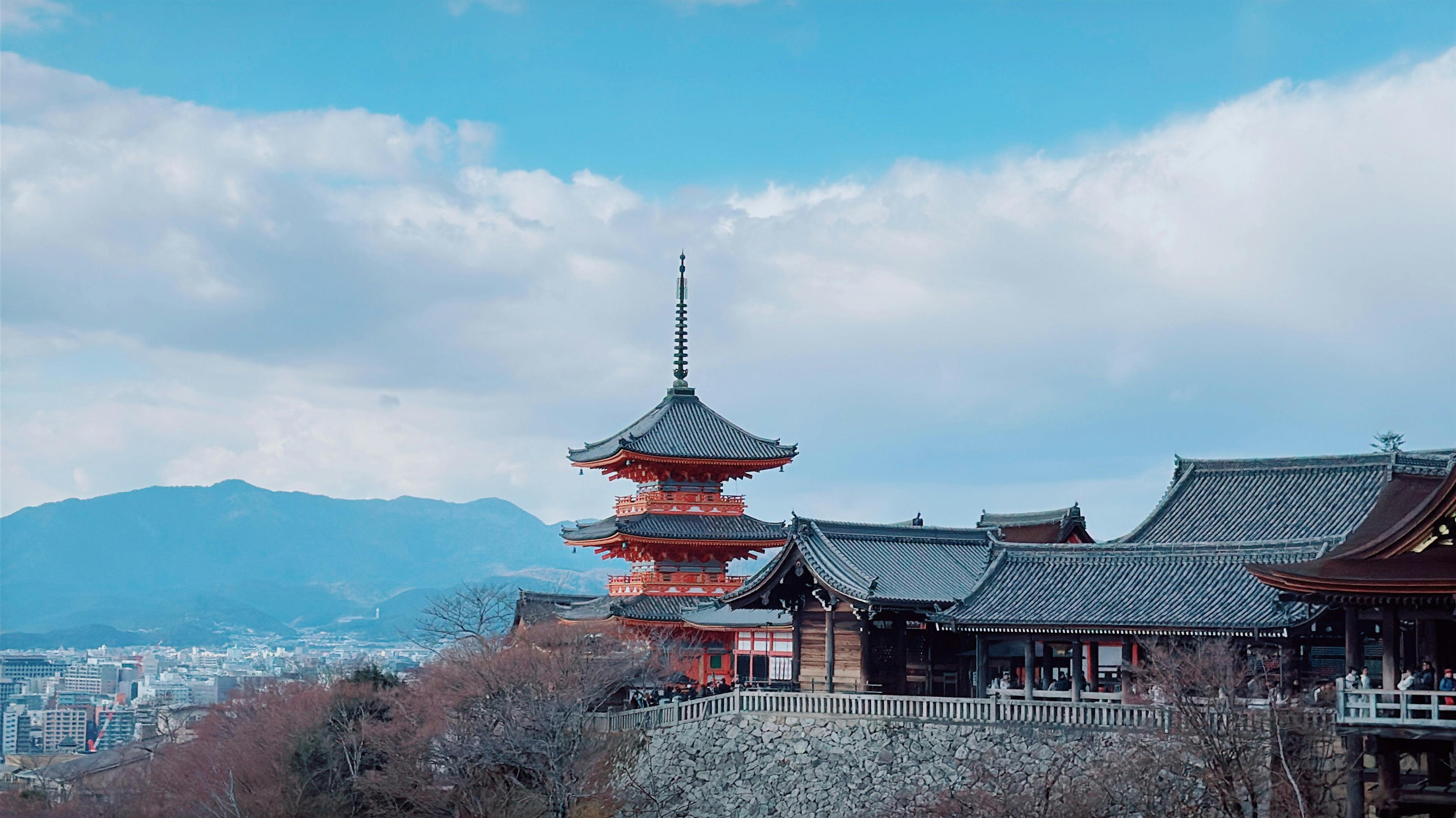 Golden Vacations India travel packages featuring unforgettable tours and cultural experiences across India, Nepal, Bhutan, and Japan.